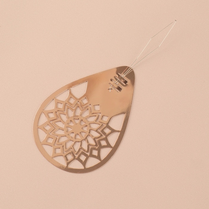 Нитковдеватель ажурный 6*2,8см бронзовый ТР Нитковдеватель ажурный 6*2,8см бронзовый ТР