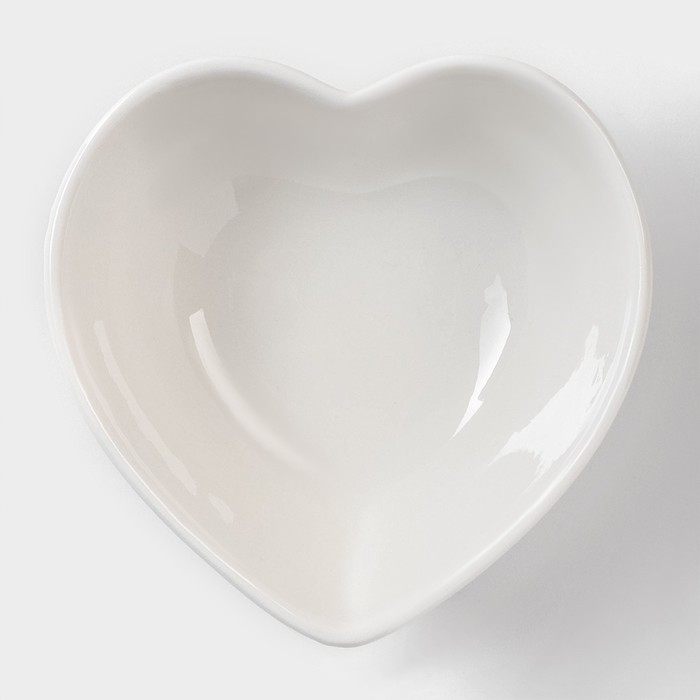 Соусник фарфоровый Magistro &laquo;Сердце Бланш&raquo;, 80 мл, цвет белый