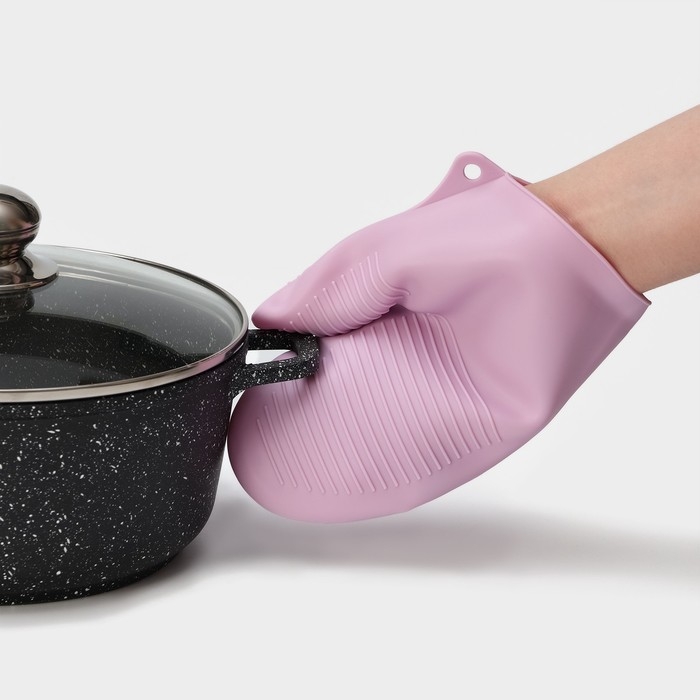 Рукавица для горячего Доляна «Ребрис», силикон, 22×17 см, цвет розовый Рукавица для горячего Доляна «Ребрис», силикон, 22×17 см, цвет розовый