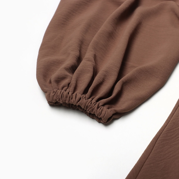 Платье женское MIST с глубоким вырезом р. 48, коричневый Платье женское MIST с глубоким вырезом р. 48, коричневый