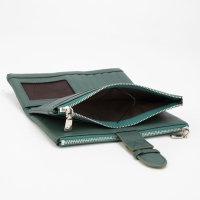 Кошелёк женский на магните, цвет зелёный