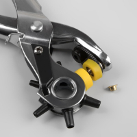 Щипцы-пробойник для установки блочек и кнопок, с блочками и кнопками, 21 &times; 9 см, цвет серебряный