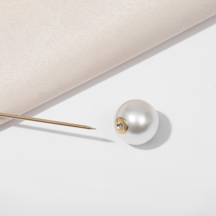 Булавка &laquo;Бабочка&raquo; объемная, 7,5 см, цвет белый в золоте