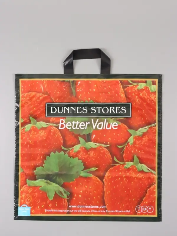 Пакет "Клубника", полиэтиленовый с петлевой ручкой, 45 х 45 + 3 см, 60 мкм