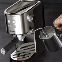 Кофеварка рожковая Virtuoso+ XP444C10 с ручным капучинатором