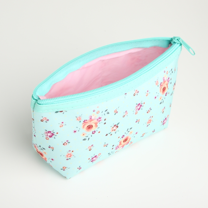 Набор косметичек 2 в 1 на молнии, цвет зелёный Набор косметичек 2 в 1 на молнии, цвет зелёный