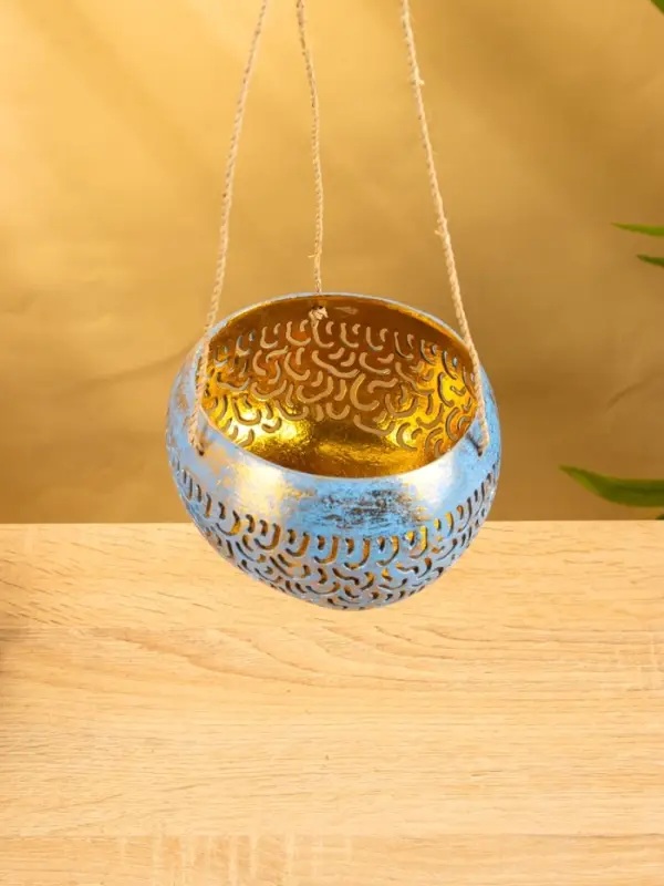 Подсвечник подвесной из кокоса, 14&times;14&times;10 см, сине-золотой