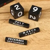 Календарь настольный "Совушки" дерево 19х6х6 см, цв. чёрно-жёлтый