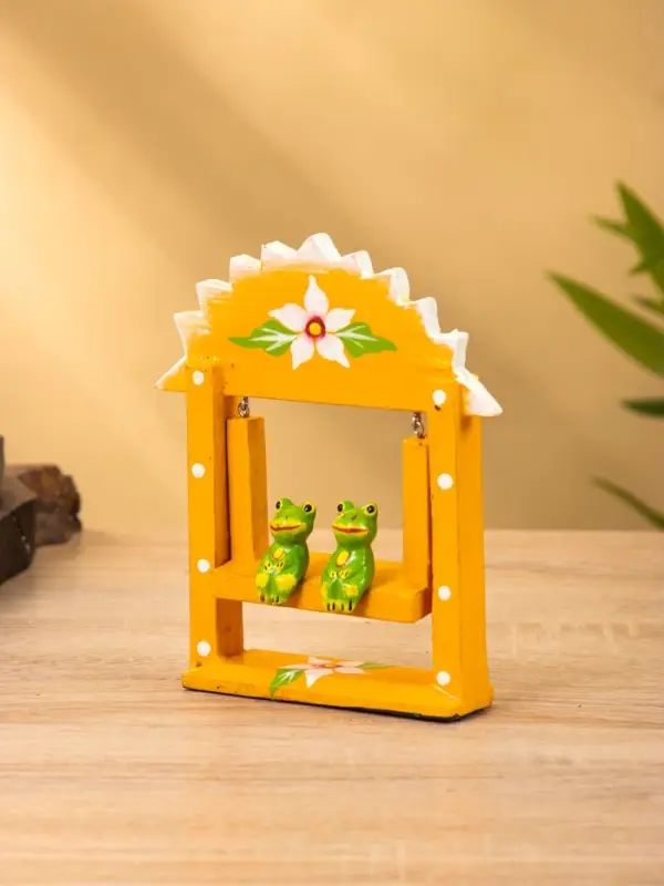 Сувенир "Лягушата на качелях" дерево 10х3,5х15 см, цв.  оранжевый