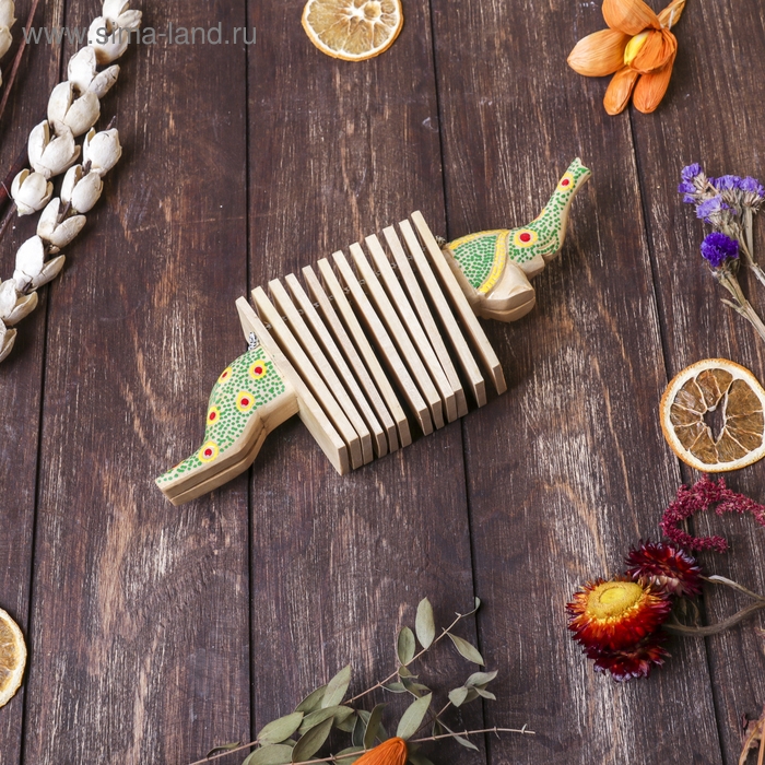 Сувенирный музыкальный инструмент "Трещотка крокодил пятнистый" дерево 4x27x9 см МИКС