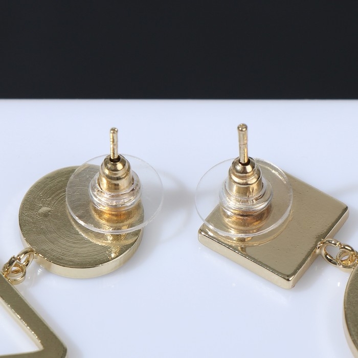 Серьги с перламутром &laquo;Волшебство&raquo; геометрия, цвет белый в золоте