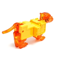 Робот-буква J, трансформируется в Тигра