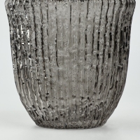 Ваза для цветов &laquo;Смоки&raquo; из черного стекла 31.5&times;15&times;15 см