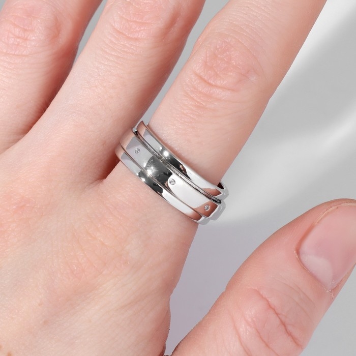 Кольцо «Вращение», цвет белый в серебре, 17 размер Кольцо «Вращение», цвет белый в серебре, 17 размер