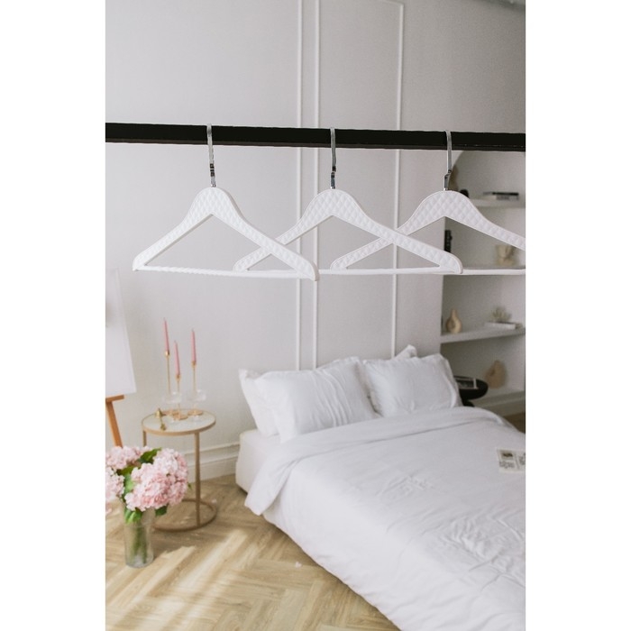 Плечики - вешалки для одежды LaDо́m Eliot, 44&times;24 см, 3 шт, широкие плечики, цвет белый