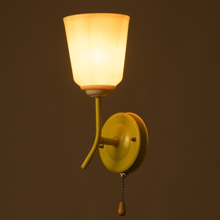 Бра Бра "Онлайн" (цил.) 1х15Вт Е27 МОДЕЛЬ:BR 02078 желтый 10,5х15х27см