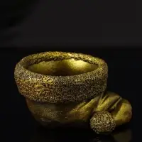 Подсвечник "Колпак" 9х7х5 см, золото