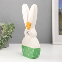 Сувенир керамика "Зайка спящий, с ромашкой на ухе" бело-зелёный 10,4х4,3х23,7 см Сувенир керамика "Зайка спящий, с ромашкой на ухе" бело-зелёный 10,4х4,3х23,7 см