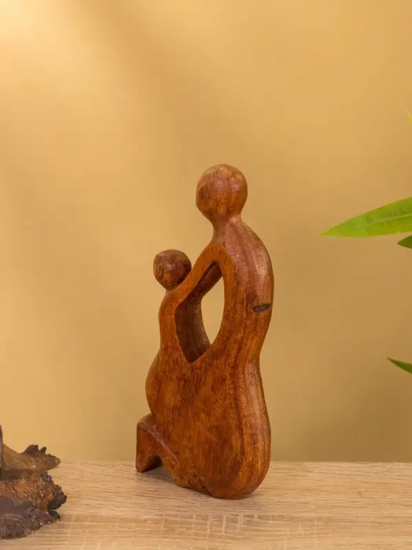 Сувенир &laquo;Объятия&raquo;, 20&times;9.5&times;3 см, дерево