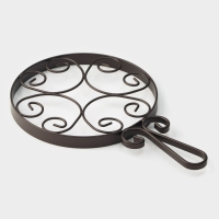 Подставка под горячее на ножках с ручкой Доляна &laquo;Сердца&raquo;, 25,5&times;16,3 см, цвет коричневый