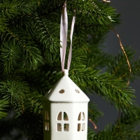 Светодиодная подвеска "Домик" 9.3х6х6, 1 LED, LR44x3(в компл.), Т/БЕЛЫЙ