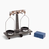 Весы лабораторные, с набором гирь 200 г.