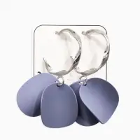 Серьги "Лепесточки на кольце", цвет серый в серебре