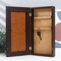 Ключница  "Цветочная композиция" венге 16х31 см МИКС