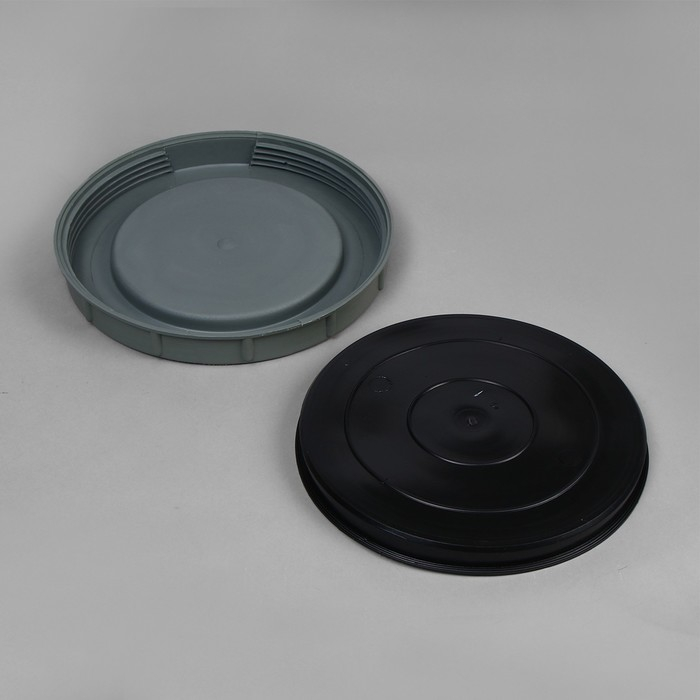 Бочка хозяйственно-бытовая, 45 л, горловина 29 см, с крышкой Бочка хозяйственно-бытовая, 45 л, горловина 29 см, с крышкой