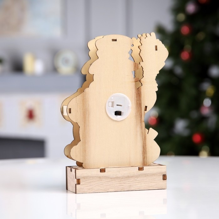 Светодиодная фигура &laquo;Снеговик с подарками&raquo; 13 &times; 20 &times; 2.5 см, дерево, батарейки LR1130х3 (в комплекте), свечение тёплое белое