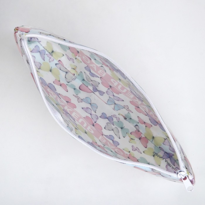 Косметичка-пенал PVC на молнии &laquo;Бабочки&raquo;