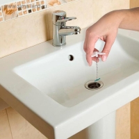 Улавливатель волос в стоках труб &laquo;Цветок&raquo;