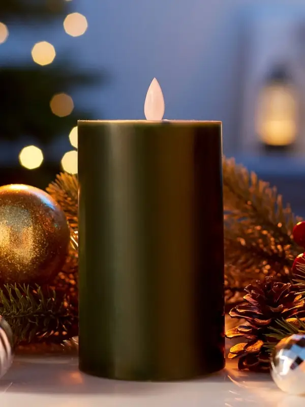 Светодиодная свеча восковая "Глубокий зеленый", 15x7 см, АААx3 (не в компл.), Т/БЕЛЫЙ