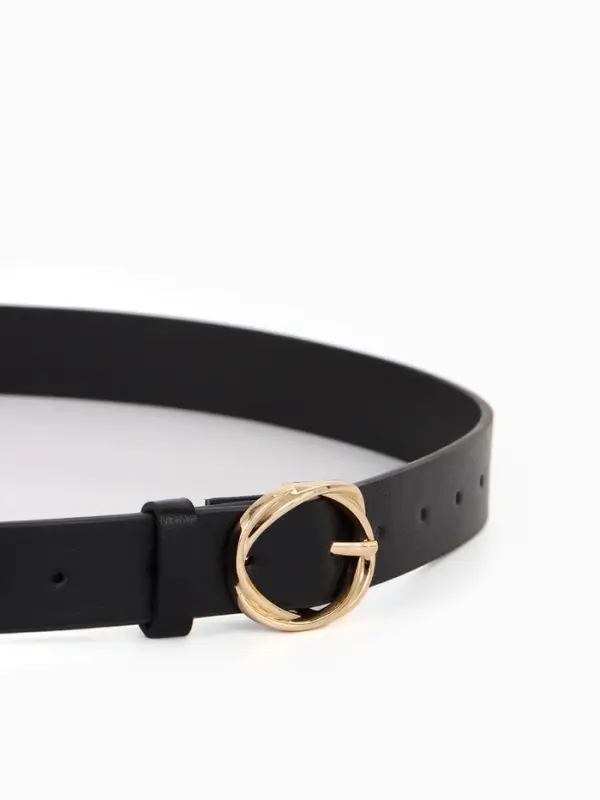 Ремень жен 05-01-01-01, Июнь2510, 2,9*0,3*110 см, без винта, пряж золото, 1 прокол, черный   1090314