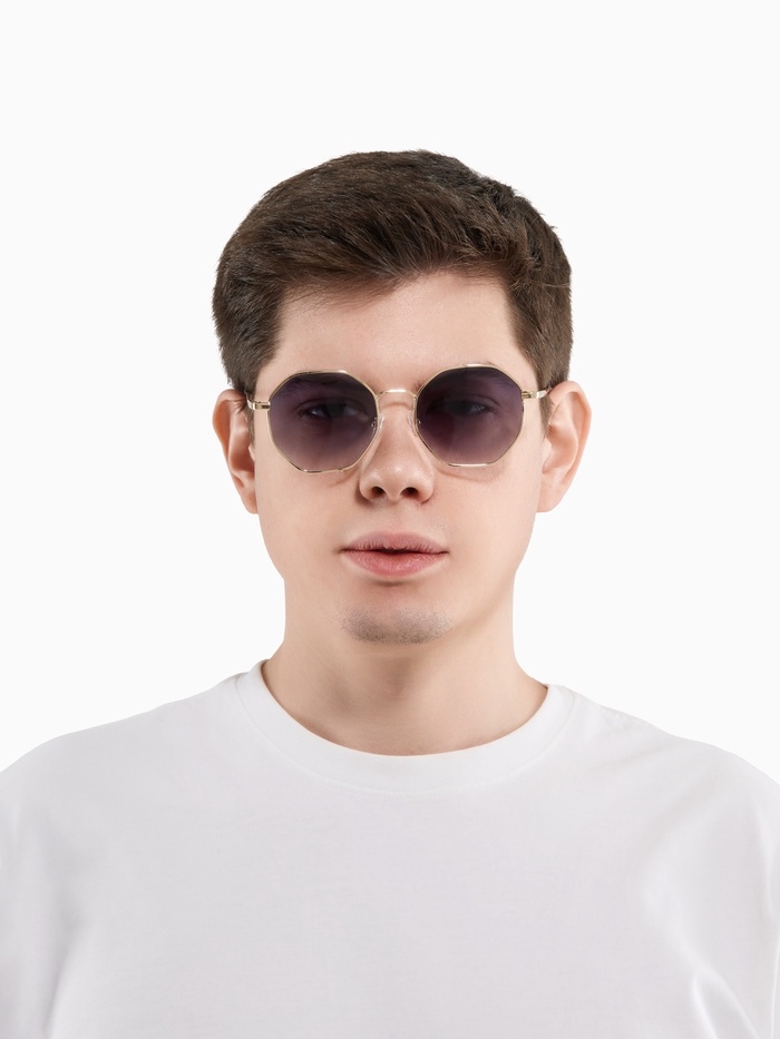 Очки солнцезащитные uv 400, дужка 14 см, ширина 11.7 см, линза 4.7 х 5 см