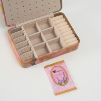 Шкатулка кожзам для украшений "Рыжеволосая девушка" 11х16х5,5 см