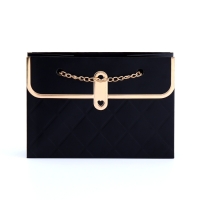 Пакет для цветов, ручка цепь, "Чёрный", с золотым тиснением, 15 х 10,5 х 10 см