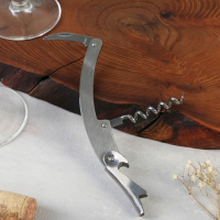 Винный набор: штопор, аэратор и каплеулавливатель для бутылки вина &laquo;Для самых важных открытий&raquo;.