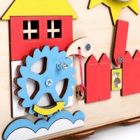 Бизиборд &laquo;Кубик&raquo; 24 &times; 24 &times; 24 см