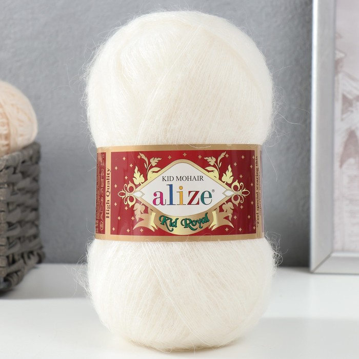 Пряжа "Kid Royal 50" 62% мохер, 38% полиамид 500м/50гр (62 св.-молочный)