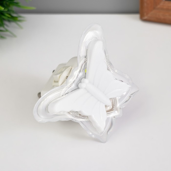 Ночник Ночник "Бабочка" пластик 5,5х7,5х6 см RISALUX