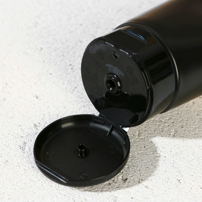 Подарочный набор косметики &laquo;Ярость вулкана&raquo;, гель для душа 250 мл и гель для бритья 110 мл, HARD LINE