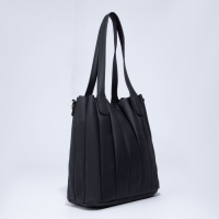 Сумка-тоут на магните, длинный ремень, цвет чёрный