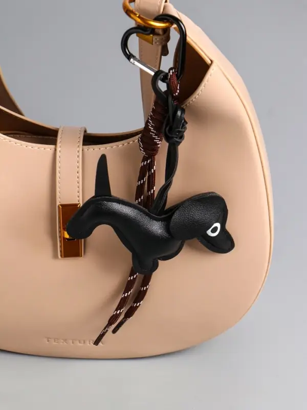 Брелок на карабине кожзам, текстиль "Такса" с узлом 25х13х1,5