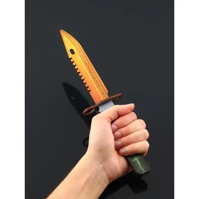 Набор сувенирное оружие &laquo;Красный с золотом&raquo;, автомат, пистолет с глушителем, нож-штык, 3 шт