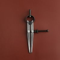 Кронциркуль для кожи, разметочный, 100 мм, 15 &times; 8 см, цвет серебряный/чёрный