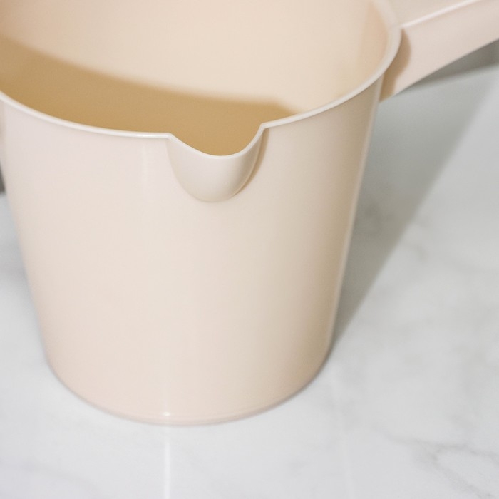 Ковш со сливом &laquo;Эконом&raquo;, цвет МИКС