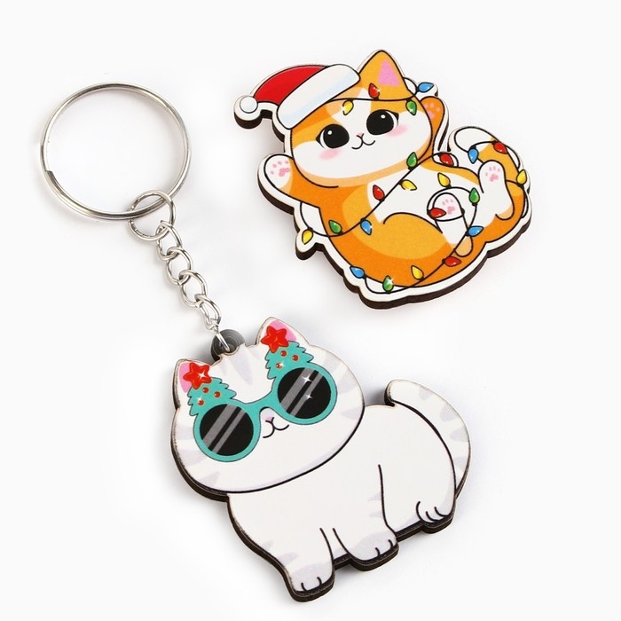Подарочный новогодний набор &laquo;Новый год: Котики&raquo; значок и брелок