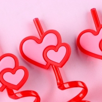 Трубочки для коктейля пластиковые &laquo;Сердца&raquo;, в наборе 4 штуки