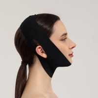 Маска текстильная для коррекции овала лица, на липучке, 62 &times; 9,5 см, цвет чёрный/розовый